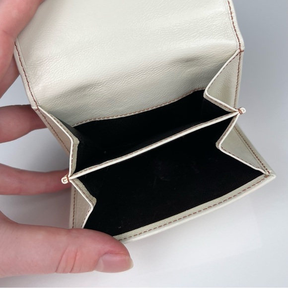 Gucci Compact Blondie Wallet - Picture 6 of 7